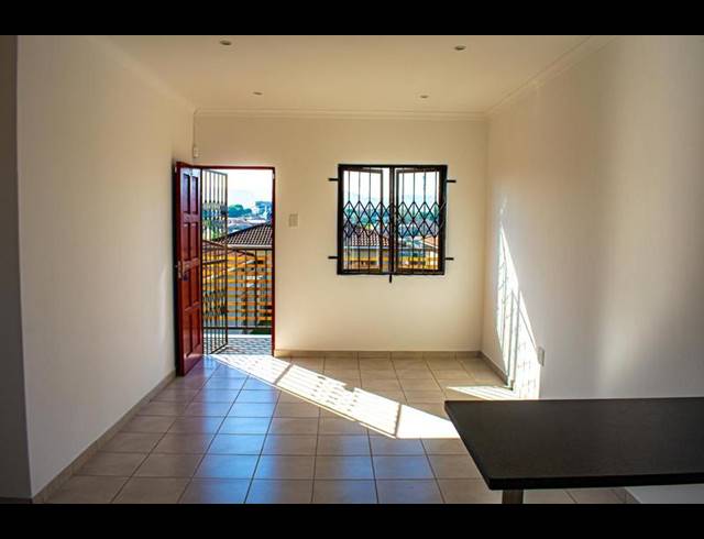 3 BEDROOM CLUSTER FOR SALE IN CANESIDE